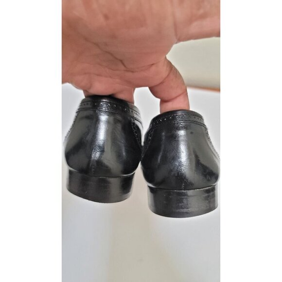 International Passport men's  Black Leather Slip-On Loafers With Tassel Detail S - Picture 5 of 13